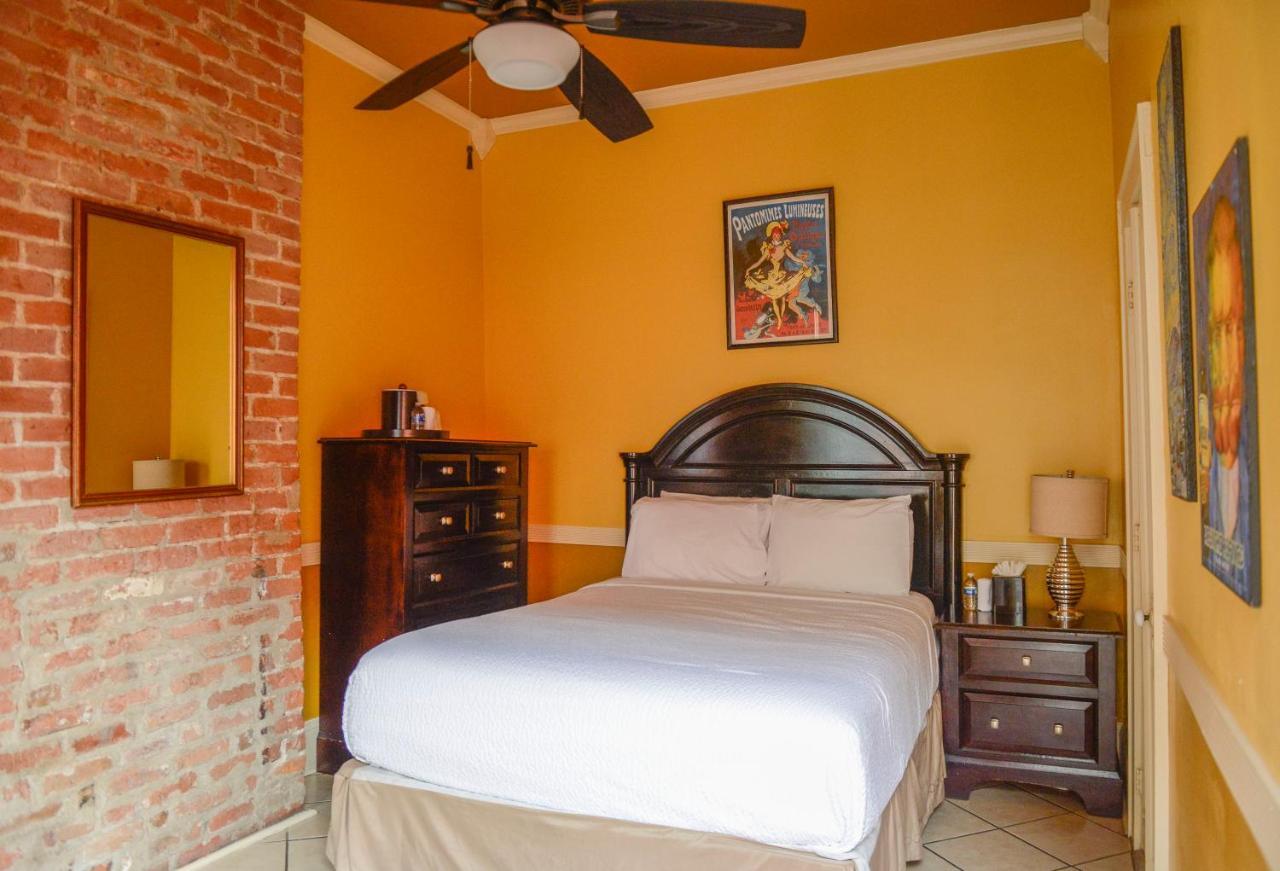 Frenchmen Hotel นิวออร์ลีนส์ ภายนอก รูปภาพ