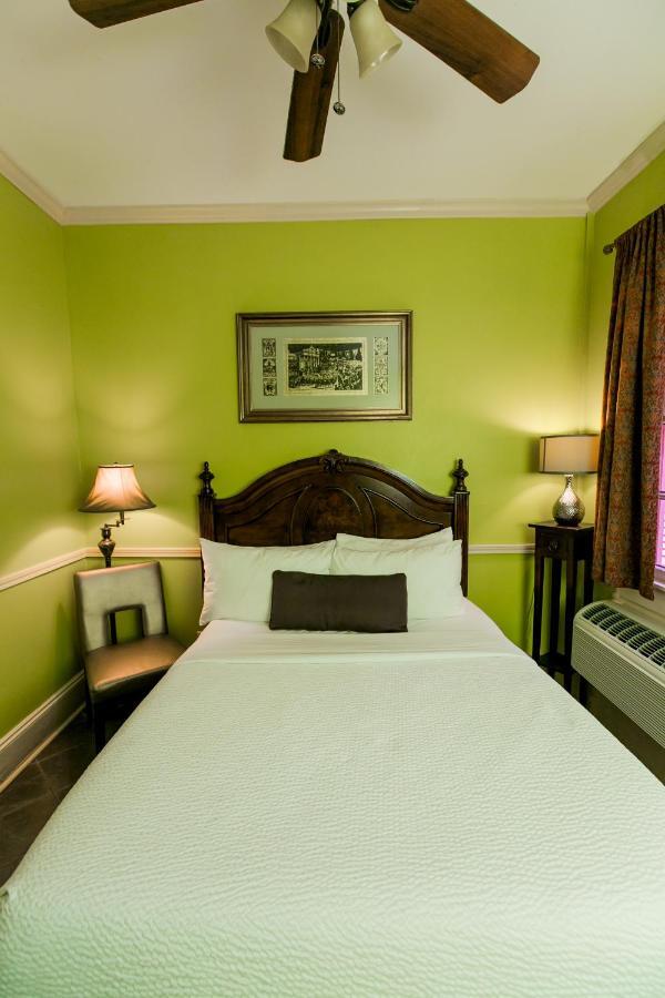 Frenchmen Hotel นิวออร์ลีนส์ ภายนอก รูปภาพ
