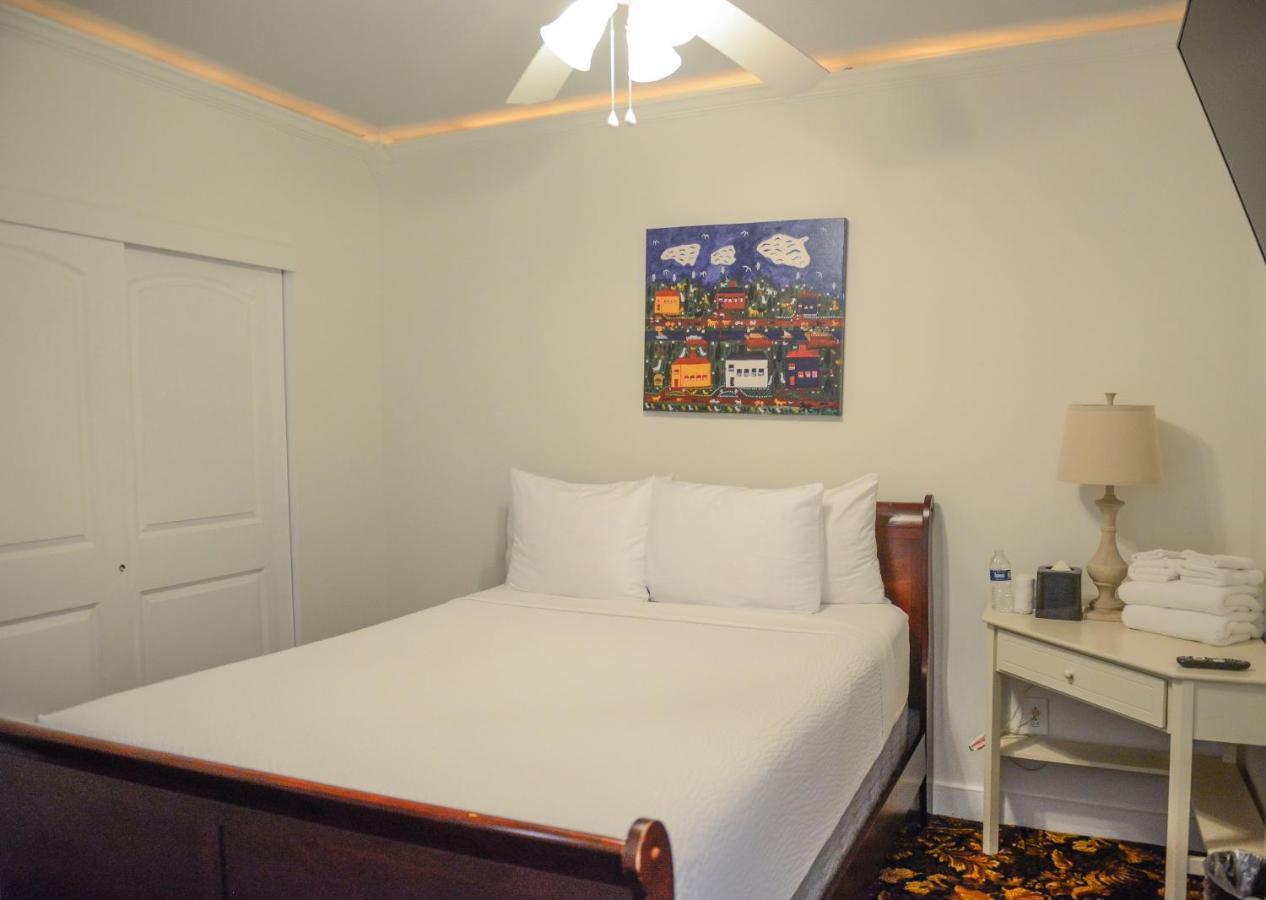 Frenchmen Hotel นิวออร์ลีนส์ ภายนอก รูปภาพ